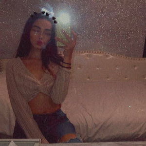 Meet your Posher, Julissa